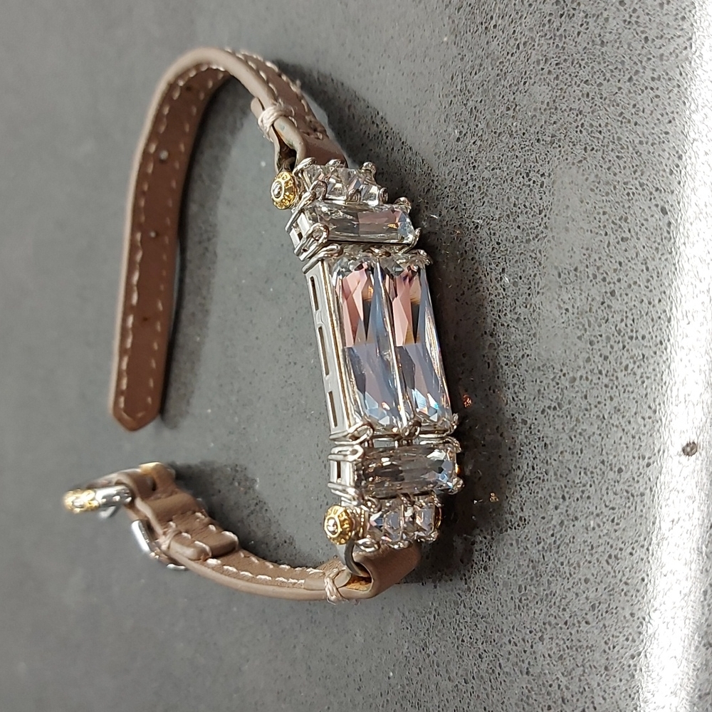Henri Bendel jewel bracelet